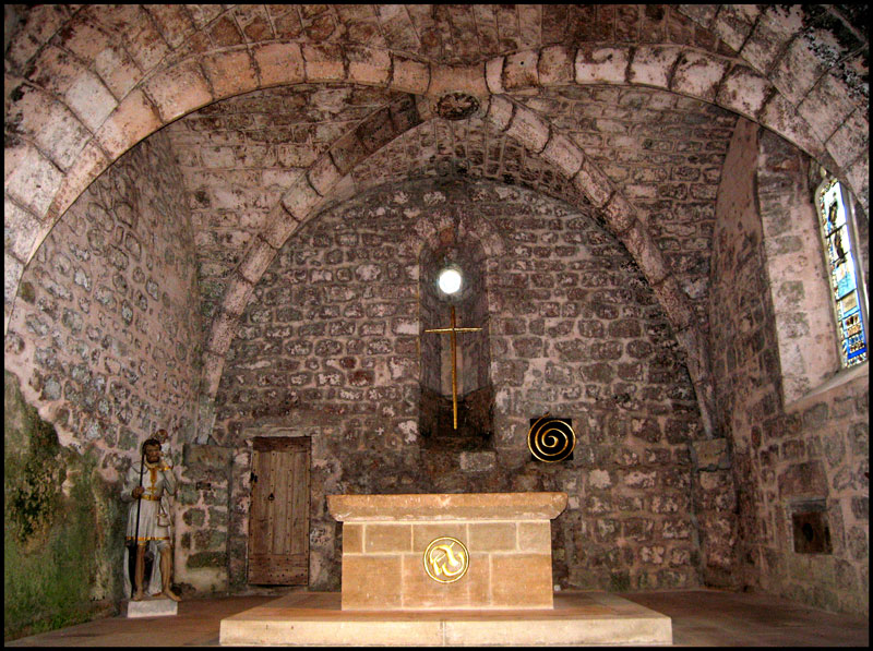 choeur de l'église de la Couvertoirade