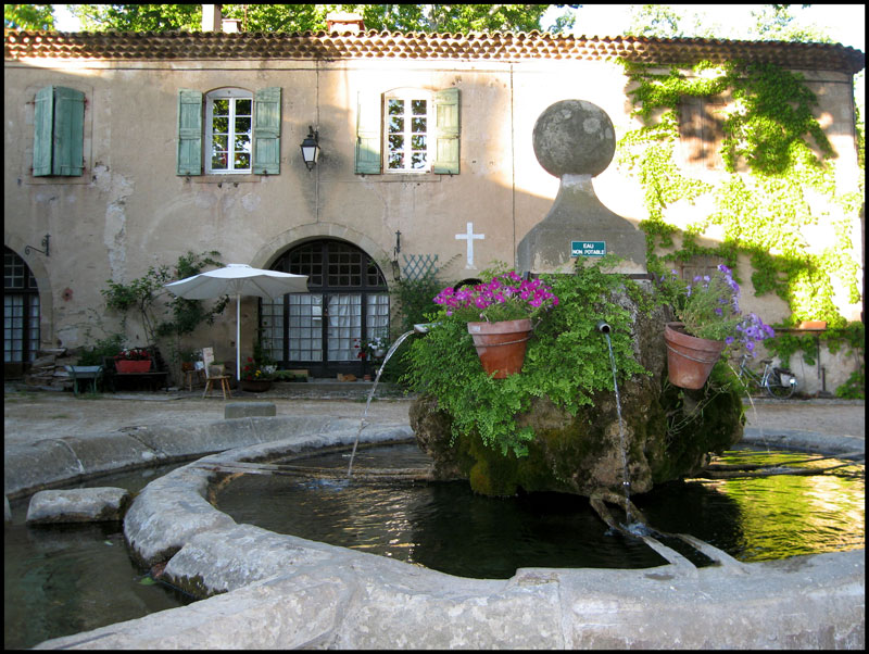 fontaine de villeneuvette